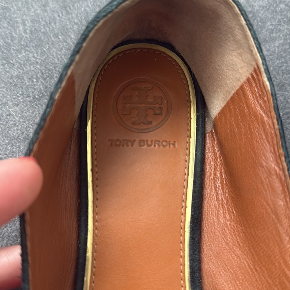 Tory Burch Black Suede Loafers with Gold Logo - Picture 2 of 5